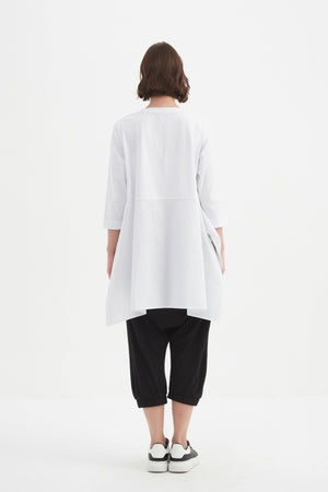 Women’s Ava Cotton Scoop Neck T Shirt, 3/4 Sleeve Top with Side Splits by TIRELLI white back