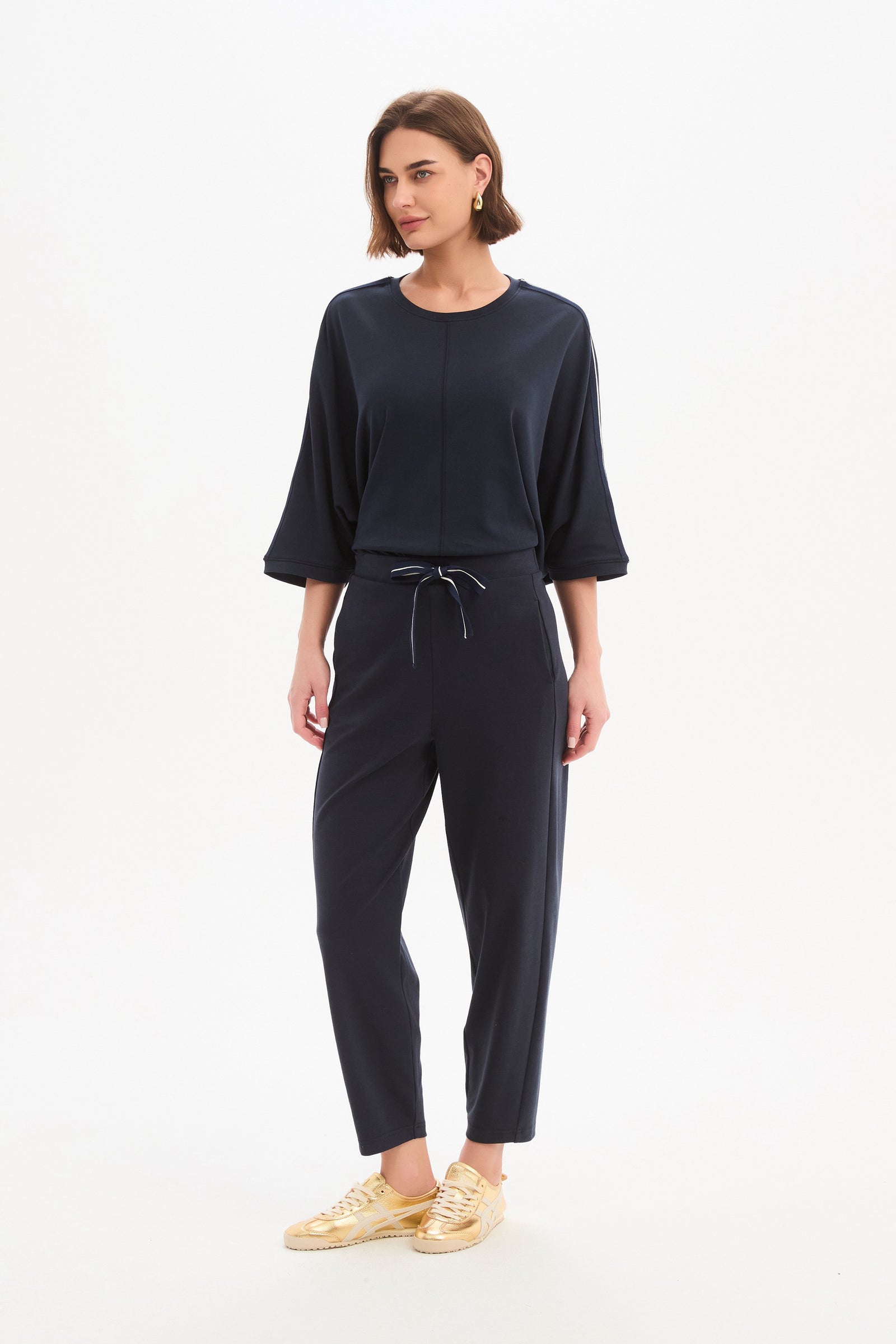 Barrel Leg Lounge Pant | Women's Tapered Mid-High Rise Sweatpants black