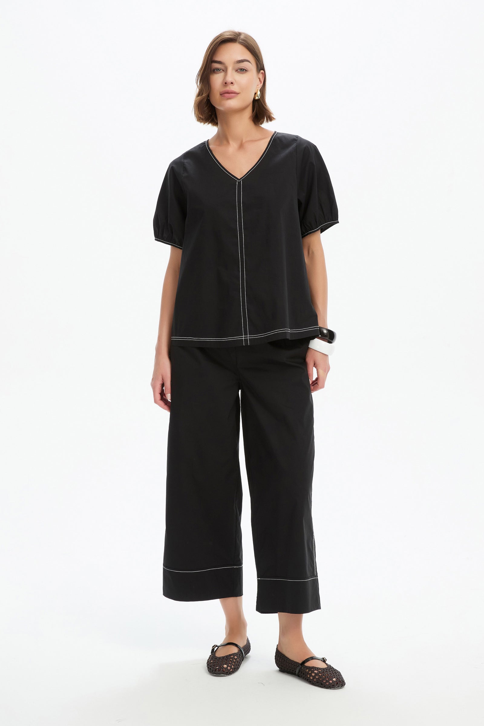 BISHOP SLEEVE CONTRAST TOP black front