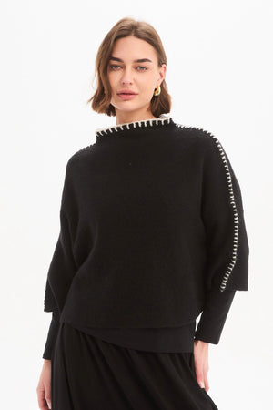 CONTRAST STITCH DETAIL KNIT