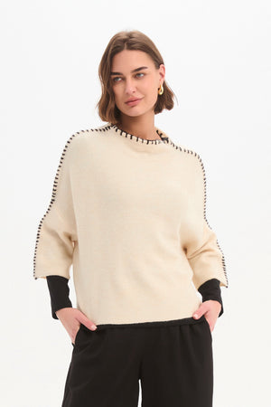 CONTRAST STITCH DETAIL KNIT