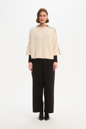 CONTRAST STITCH DETAIL KNIT