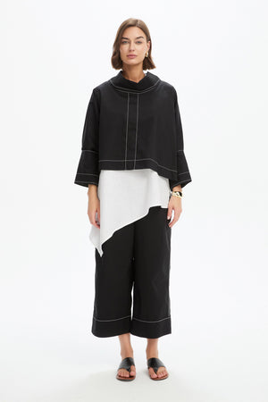 FUNNEL NECK CONTRAST TOP
