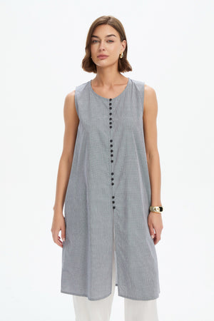 BUTTON FRONT GINGHAM TUNIC