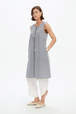 BUTTON FRONT GINGHAM TUNIC