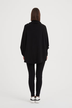 HIGH NECK OVERSIZED KNIT