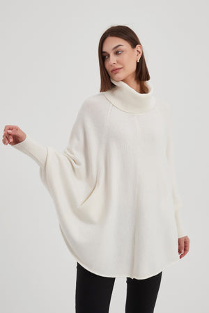 HIGH NECK OVERSIZED KNIT