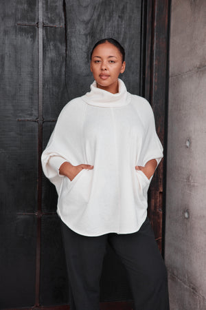 HIGH NECK OVERSIZED KNIT