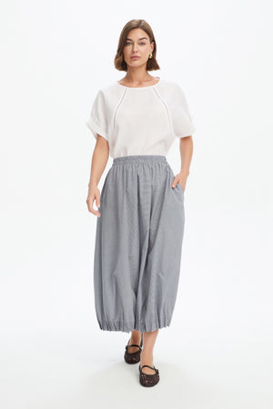 PIN TUCK HEM GINGHAM SKIRT checkered front