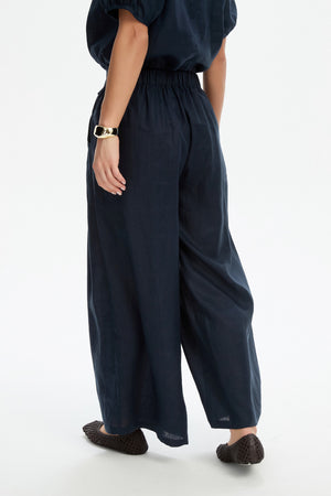 PLEAT FRONT PALAZZO PANT