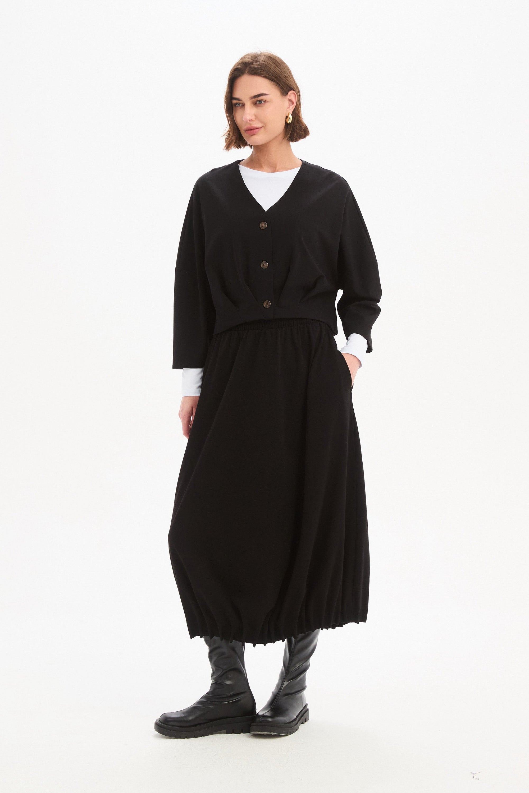 Women's Black Cardigan, V-Neck, Cropped with Pleat Hem - TIRELLI