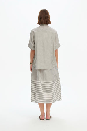 PLEAT POCKET STRIPE SHIRT