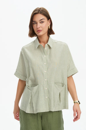 PLEAT POCKET STRIPE SHIRT