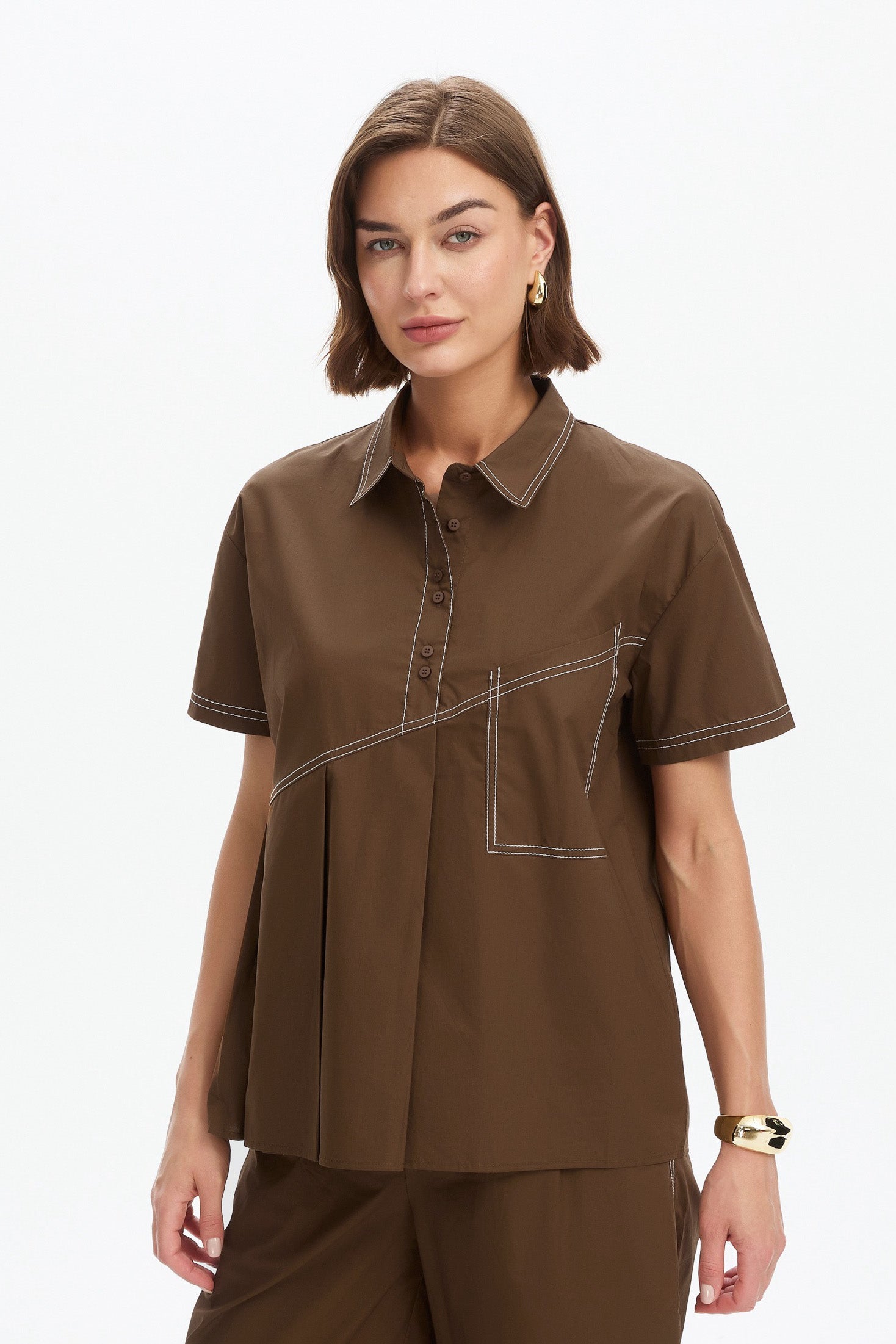 PLEATED CONTRAST SHIRT chocolate