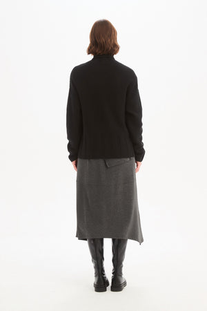 RAW SEAM DROP POCKET KNIT