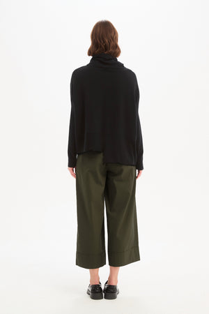 ROLL HEM POCKET KNIT
