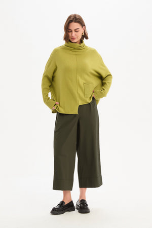 ROLL HEM POCKET KNIT