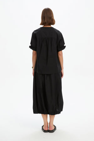 RUFFLE SLEEVE DETAIL TOP