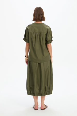 RUFFLE SLEEVE DETAIL TOP
