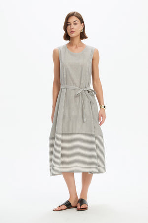 SLEEVELESS TIE BELT STRIPE DRESS