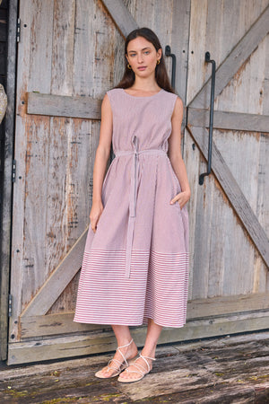 SLEEVELESS TIE BELT STRIPE DRESS