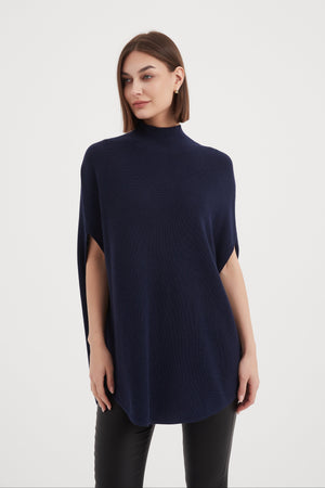 SLEEVELESS TUNIC