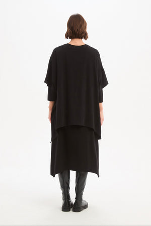 SPLIT HEM KNIT TOP