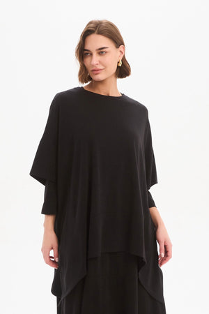 SPLIT HEM KNIT TOP