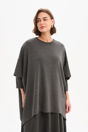 SPLIT HEM KNIT TOP