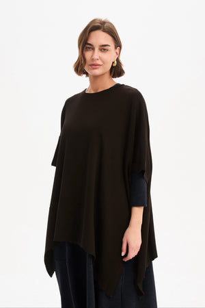 SPLIT HEM KNIT TOP