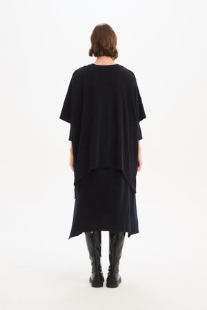 SPLIT HEM KNIT TOP