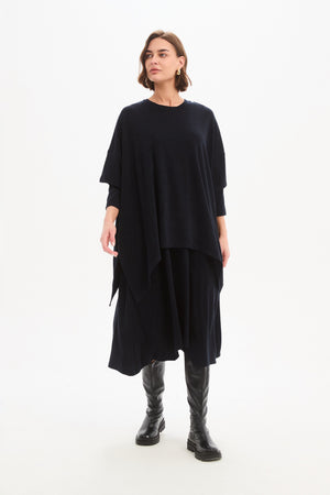 SPLIT HEM KNIT TOP