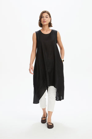 SPLIT HEM SLEEVELESS TUNIC