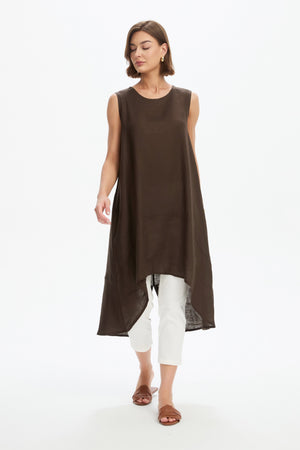 SPLIT HEM SLEEVELESS TUNIC