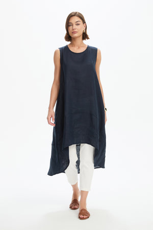 SPLIT HEM SLEEVELESS TUNIC