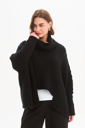 STEP HEM CROP KNIT