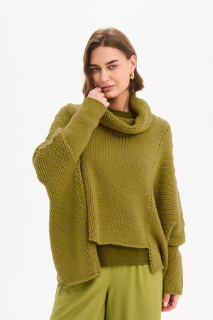 STEP HEM CROP KNIT