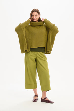 STEP HEM CROP KNIT