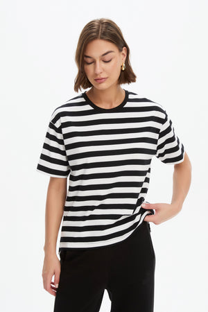 [PRE-ORDER] STRIPE BOXY TEE