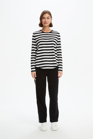 STRIPE CURVE HEM TSHIRT