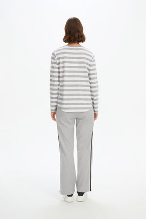 STRIPE CURVE HEM TSHIRT