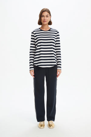 STRIPE CURVE HEM TSHIRT