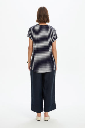 STRIPE V NECK SWING TEE