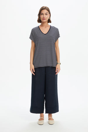 STRIPE V NECK SWING TEE
