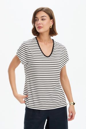 STRIPE V NECK SWING TEE