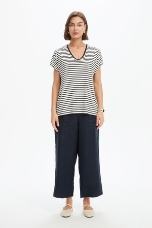 STRIPE V NECK SWING TEE
