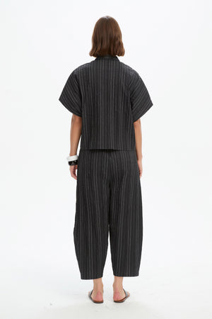 TEXTURED PINSTRIPE SHIRT