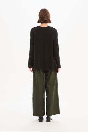 V NECK SPLIT KNIT