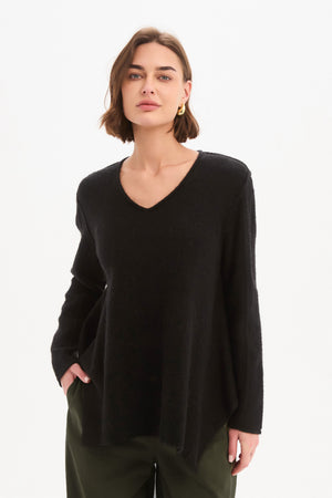 V NECK SPLIT KNIT