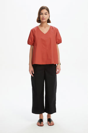 BISHOP SLEEVE POPLIN TOP clay red front